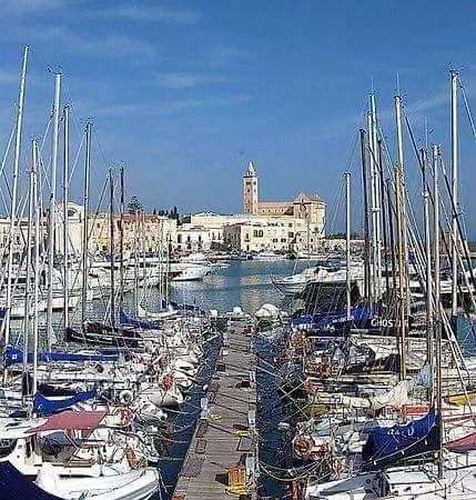 Semesterbostad Duomo 8 Trani